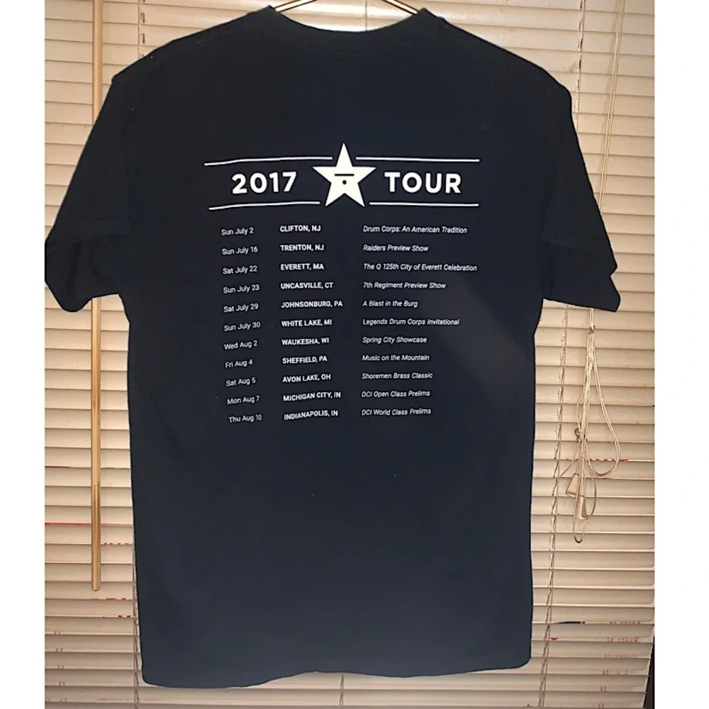 The Raiders 2017 Iconic concert tour double sided graphic T-shirt - Picture 2 of 6